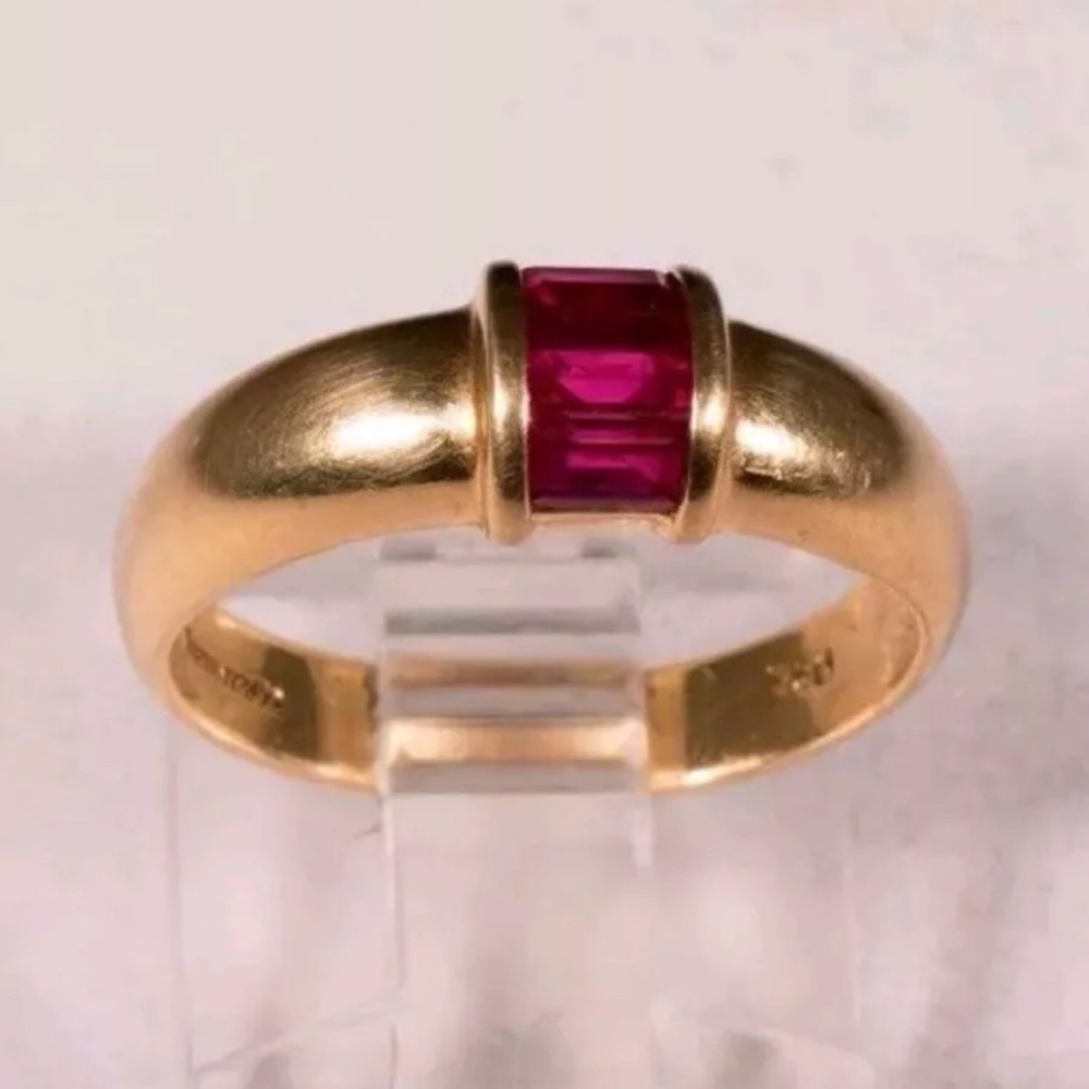 COPY - Tiffany & Co. 18k Yellow Gold Ruby Ring 6.5